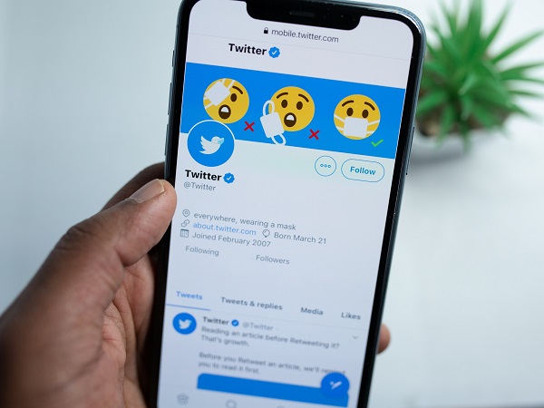 [eMarketer] Twitter embraces bitcoin to boost engagement